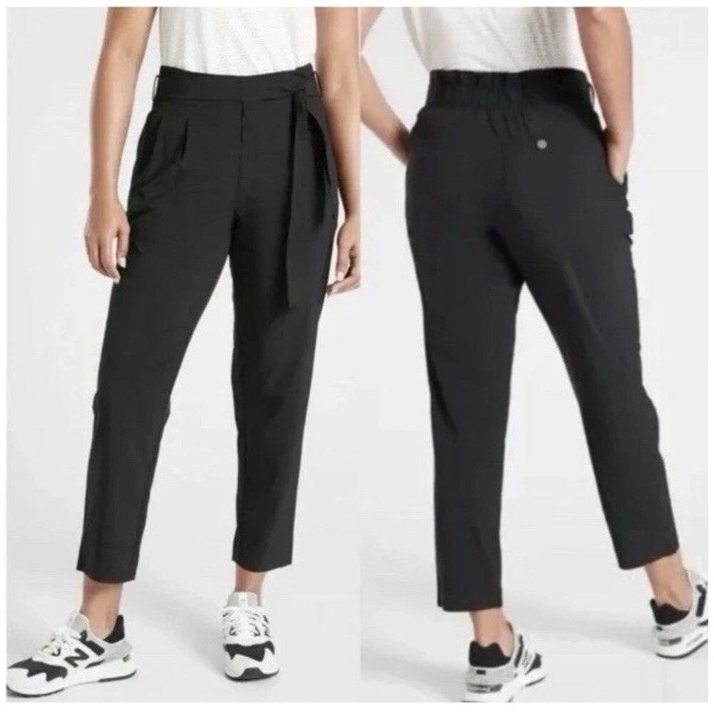 ATHLETA Black High Rise Paper Bag Waist Pleated Belted SKYLINE PANT II Sz 8